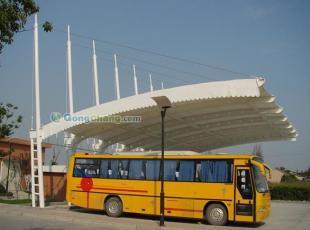 膜结构车棚与遮阳棚 功能多样、应用广泛的现代建筑选择